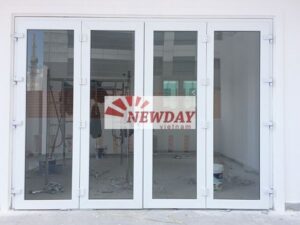 Cửa nhựa 4 cánh lõi thép
