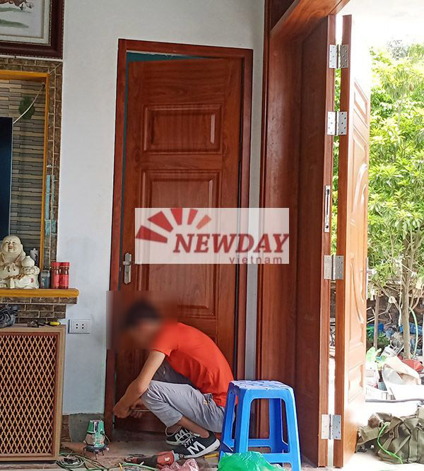 Newday - chuyên cung cấp, thi công và lắp đặt cửa thép vân gỗ
